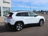 Used 2022 Jeep Cherokee Limited image 3
