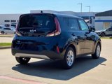 Used 2023 Kia Soul LX w/ Option Group 015 image 2
