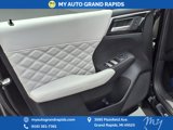 Used 2024 Mitsubishi Outlander SEL image 5