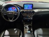 Used 2022 Ford Escape Titanium image 2