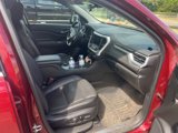 Used 2017 GMC Acadia SLT image 5