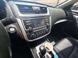Used 2017 Nissan Altima 2.5 SR w/ LED Appearance Package image 4