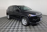 Used 2022 Jeep Compass Latitude image 2