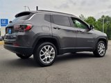 Used 2022 Jeep Compass Latitude image 3