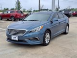 Used 2017 Hyundai Sonata SE image 2