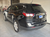 Used 2017 Chevrolet Traverse LT w/ Style and Technology Package image 3
