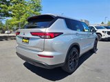 Used 2022 Mitsubishi Outlander SEL Black Edition image 3