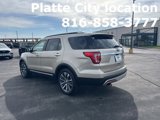 Used 2017 Ford Explorer Platinum image 3