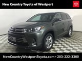 Used 2017 Toyota Highlander Limited Platinum image 3