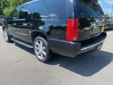 Used 2014 Cadillac Escalade ESV Luxury image 5