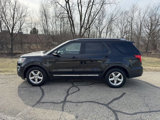 Used 2017 Ford Explorer XLT image 4