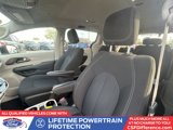 Used 2023 Chrysler Voyager LX image 3