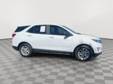 Used 2020 Chevrolet Equinox LS image 2