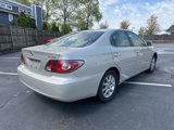 Used 2003 Lexus ES 330 image 2