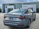 Certified 2022 Volkswagen Jetta SE image 5