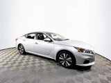 Certified 2022 Nissan Altima 2.5 SV image 3