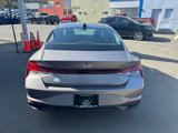 Used 2023 Hyundai Elantra SEL w/ Convenience Package image 4