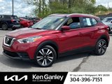 Used 2018 Nissan Kicks SV image 2