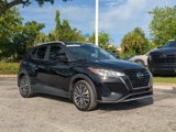 Used 2021 Nissan Kicks SV image 2