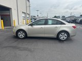 Used 2014 Chevrolet Cruze LS image 2