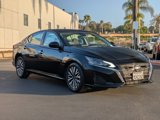 Used 2023 Nissan Altima 2.5 SV image 3