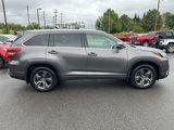 Used 2017 Toyota Highlander Limited Platinum image 4