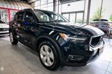 Used 2021 Volvo XC40 T4 Momentum image 3