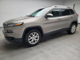 Used 2016 Jeep Cherokee Latitude w/ Safety/Convenience Group image 2