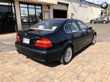 Used 2002 BMW 330xi Sedan image 2