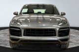 Used 2020 Porsche Cayenne image 2