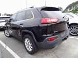 Used 2017 Jeep Cherokee Latitude w/ Cold Weather Group image 4