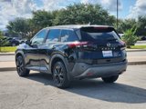 Used 2022 Nissan Rogue SV image 3