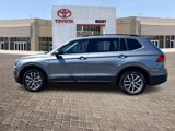 Used 2019 Volkswagen Tiguan SEL R-Line image 3