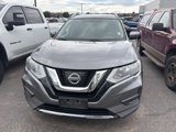 Used 2017 Nissan Rogue SV image 4