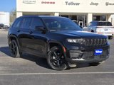 Used 2023 Jeep Grand Cherokee Altitude image 2