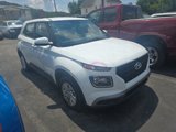 Used 2024 Hyundai Venue SE image 2
