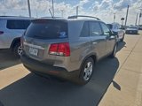 Used 2013 Kia Sorento EX w/ EX V6 Premium Pkg image 4