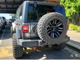 Used 2018 Jeep Wrangler Unlimited Rubicon w/ Dual Top Group image 4