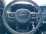 Used 2022 Kia Sorento LX image 5