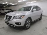 Used 2019 Nissan Pathfinder SV image 3
