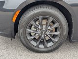Used 2021 Chrysler Pacifica Touring w/ S Appearance Package image 3