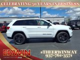 Used 2019 Jeep Grand Cherokee Laredo image 2