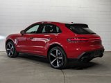 Used 2025 Porsche Macan image 3