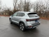 New 2025 Volkswagen Taos SE image 5