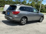 Used 2020 Nissan Pathfinder SL image 4