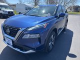 Used 2023 Nissan Rogue Platinum image 3
