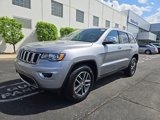 Used 2018 Jeep Grand Cherokee Limited image 2