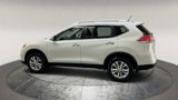 Used 2015 Nissan Rogue SV w/ SV Premium Package image 4