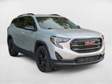 Used 2021 GMC Terrain SLE w/ Driver Convenience Package image 3