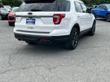 Used 2018 Ford Explorer XLT w/ Equipment Group 202A image 3